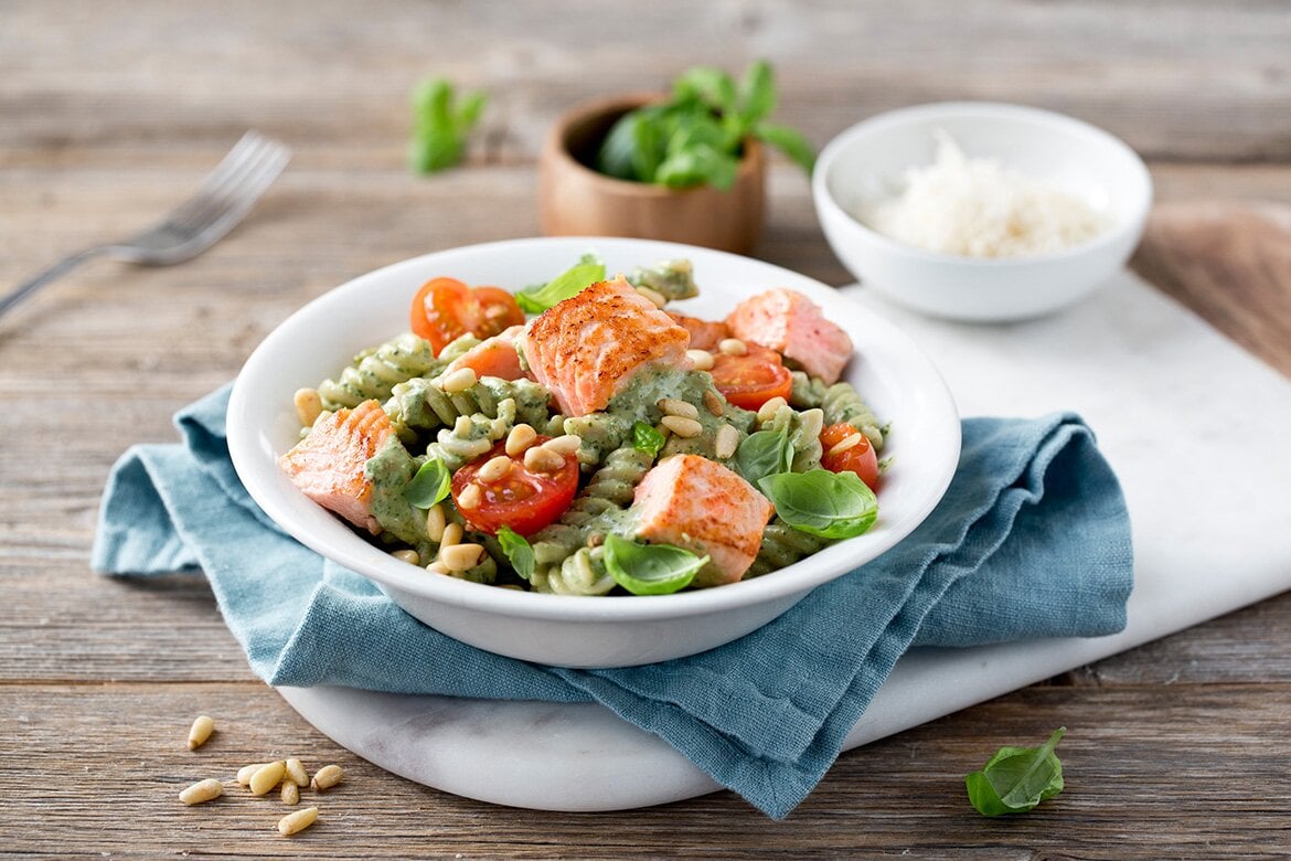 Pasta with Norwegian Salmon and Pesto